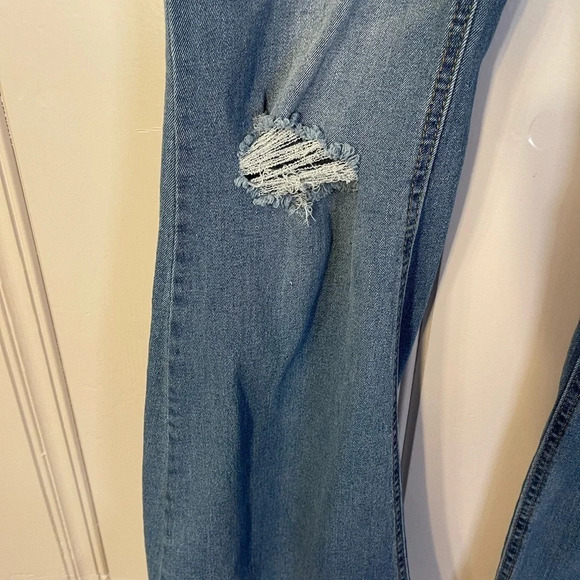 TINSELTOWN Pull On Flare Jeans Light Wash Daisy Jones Trending 70s Stretch SZ 11 - Picture 9 of 10